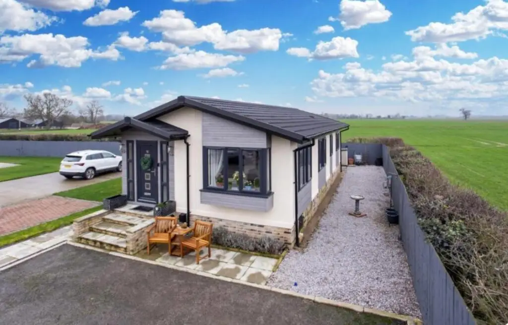 Whitecotes Residential Park